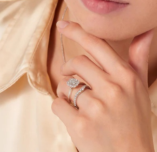 Diamond women’s  wedding ring