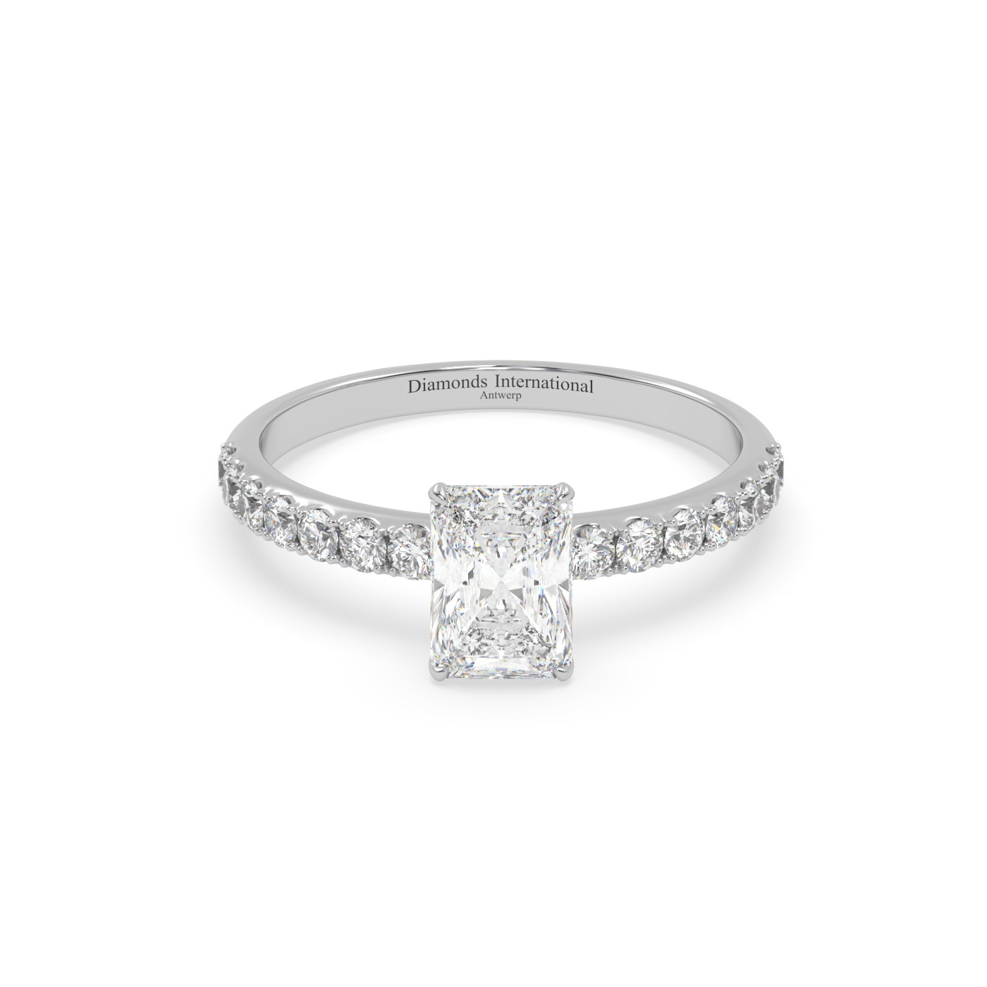 18k yellow gold  round diamond engagament ring with pave band