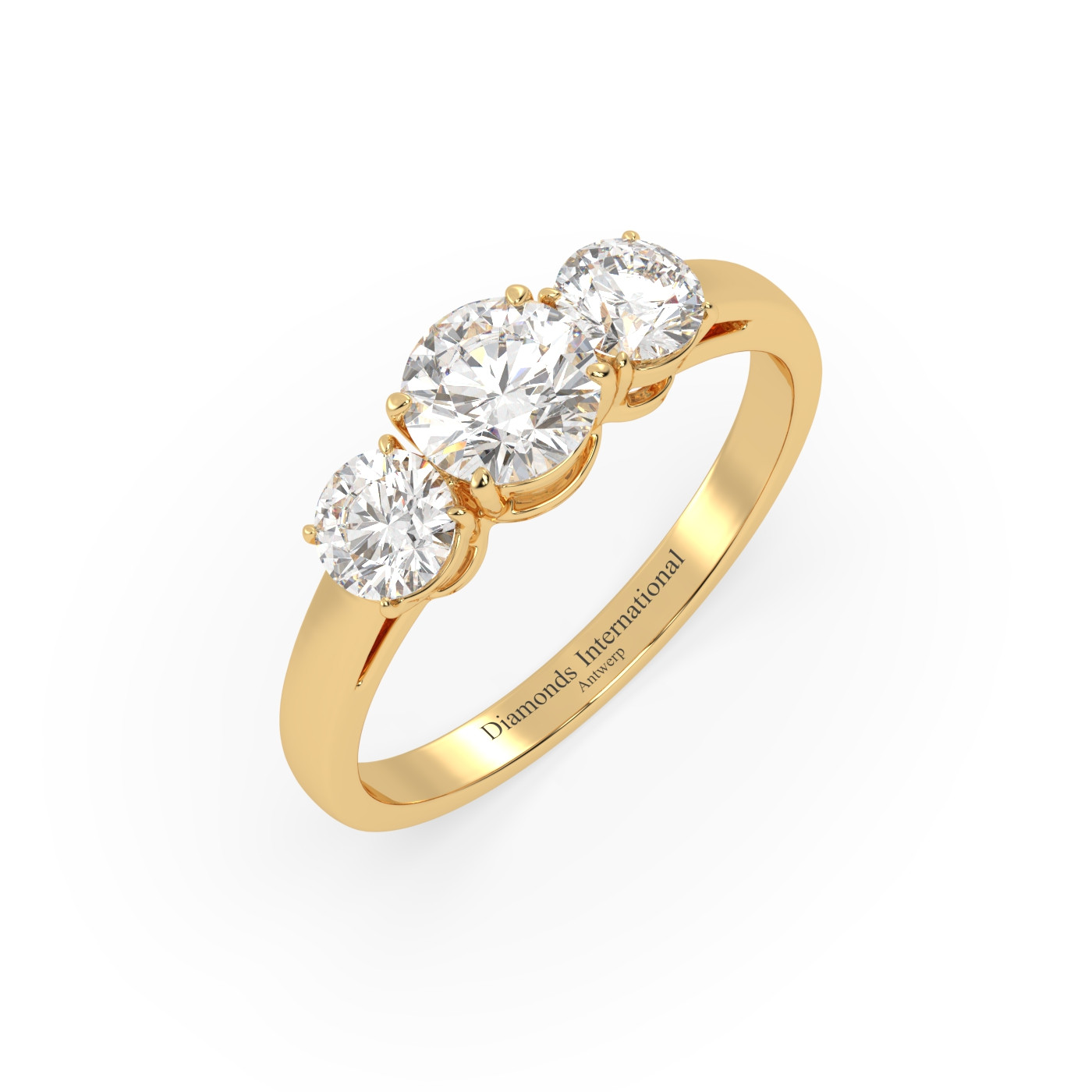 18k yellow gold  round cut 3 stone diamond ring